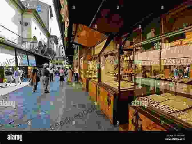 A Panoramic View Of The Ponte Vecchio In Florence, With Its Charming Shops And Jewelry Stores. Insight Guides Explore Florence (Travel Guide EBook) (Insight Explore Guides)